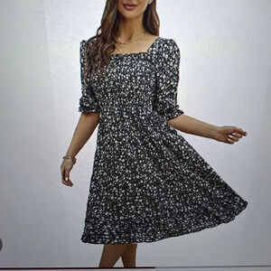 Women’s Puff Sleeve Cottagecore Daisy Floral Midi Dress Size M